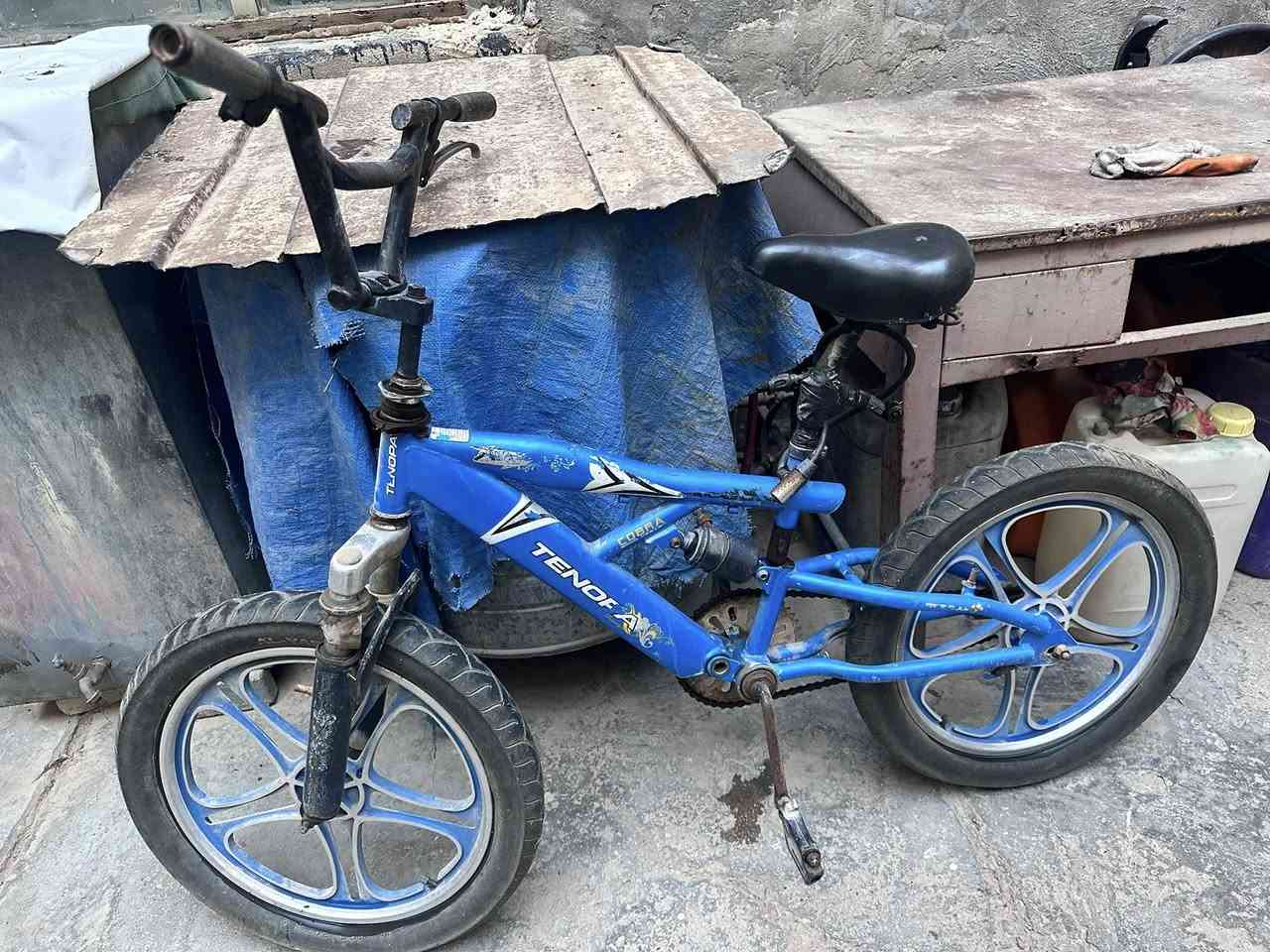 بايسكل للبيع مستعمل سعره مناسب للاستفسار خاص


**إذا كنت صاحب هذا الإعلان وتريد حذفه لأي سبب، رجاءا أرسل رسالة إلى الدعم الفني**