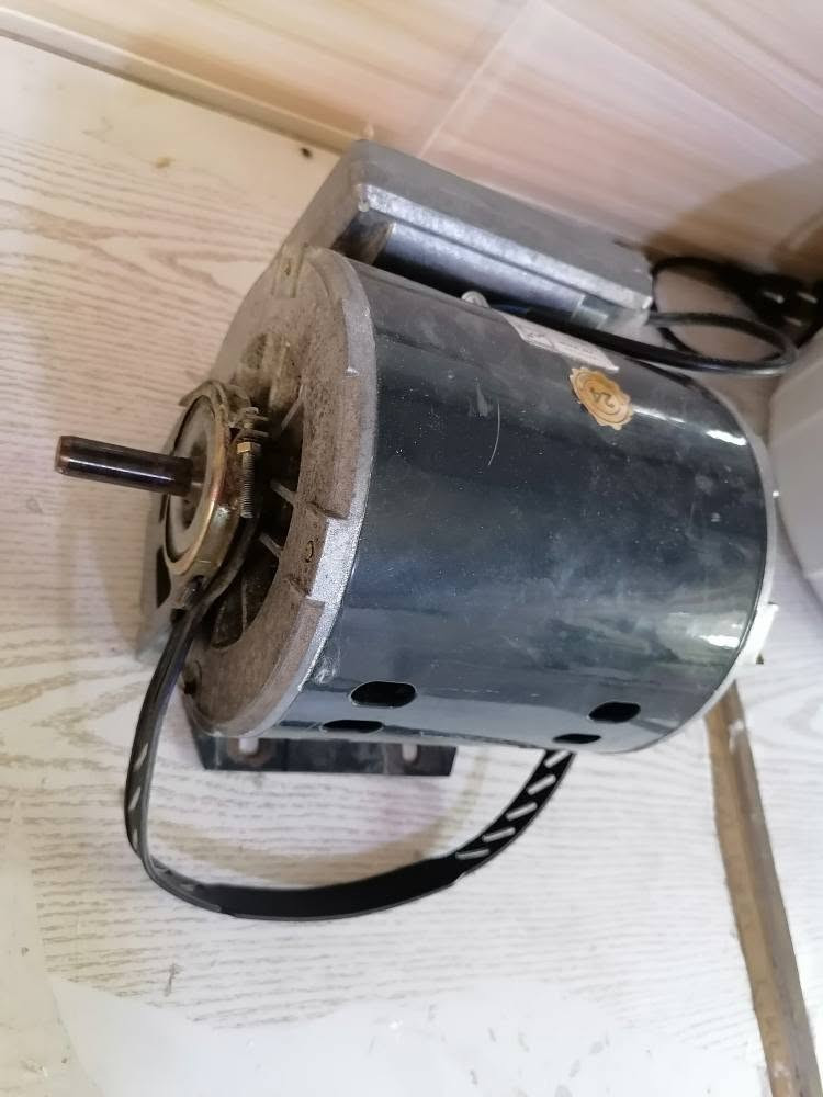 ماطور مبريده سرعتين 30 الف
بانگه الوحده على 15 
بانگه سقف ثانوي 20
 *********** كركوك, العراق
