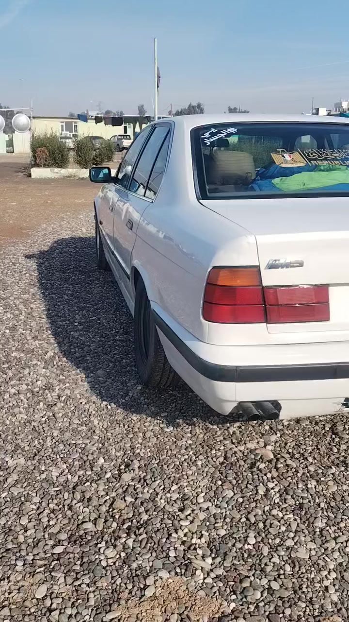 السلام عليكم
بي ام   ٥٢٥ رقم كركوك الماني بسمي شرط التحويل بدون صبغ بلادي  والباقي كدام العين مكاني الموصل  رقم الجوال ***********  شراي اتصل السعر ٤٥ ورقه
