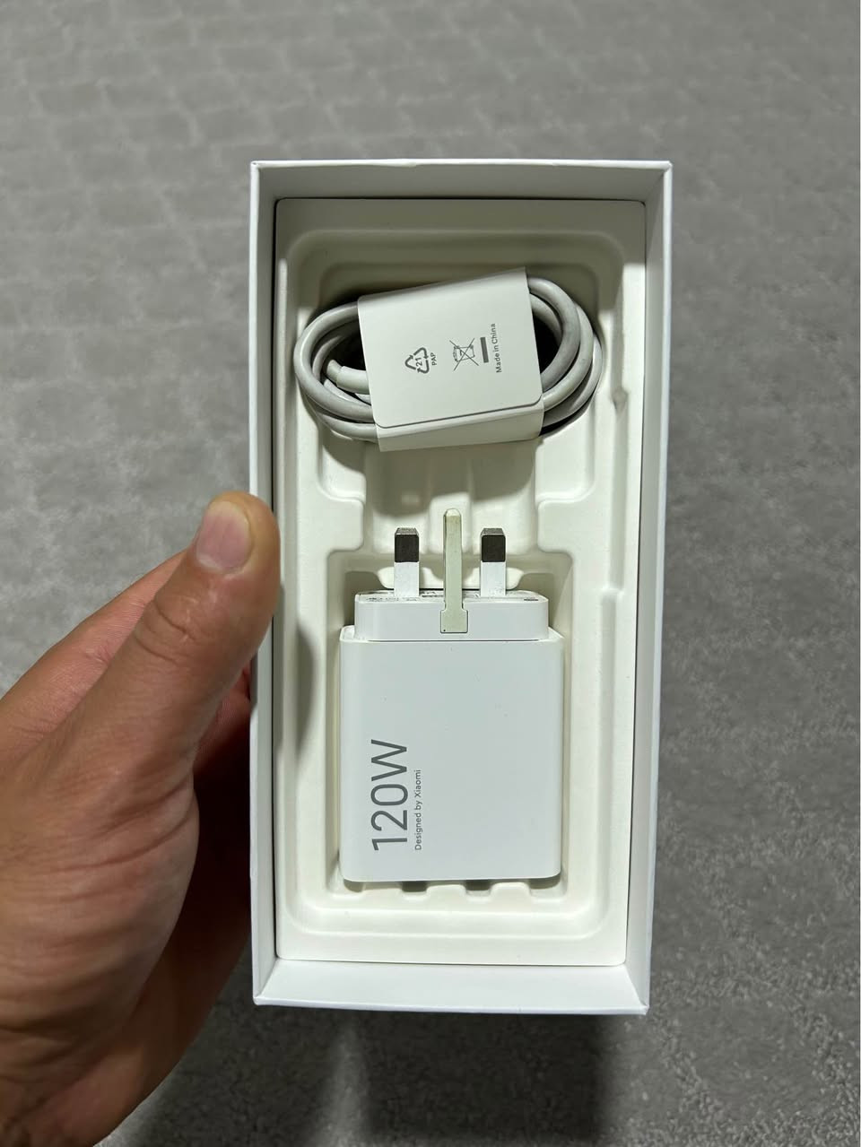 سلامو علیکوم 
Redmi note 14 pro plus
بۆفرۆشتن ڕام 12  زاکیرەی 512. نەکراوە کامێرا 200 مێگاپێکسڵ کامل ئەشیا  شاحنو کەڤەری لەگەڵە نرخی 400 هەزارو کەمێک معامەلە لەسلێمانی.  *********** السليمانية, العراق
