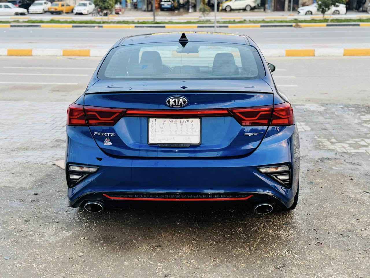 فورتي 2021 للبيع 
فول دواخل يعني فول من عده الفتحه 
المواصفات فووول
بصمه
تحكم ستيرن
تحديد مسار 
تحكم مري
رادارات 
سياره هواي بيهه مواصفات ما مذكوره
مكينه 1600 تيربو
سونارهه موجود بيهه قطعتين جاملغً + بنيد
الباقي كله كفاله
كير مكينه حداديه كله مكفول
السعر ١٣٥
رقم الهاتف ***********
