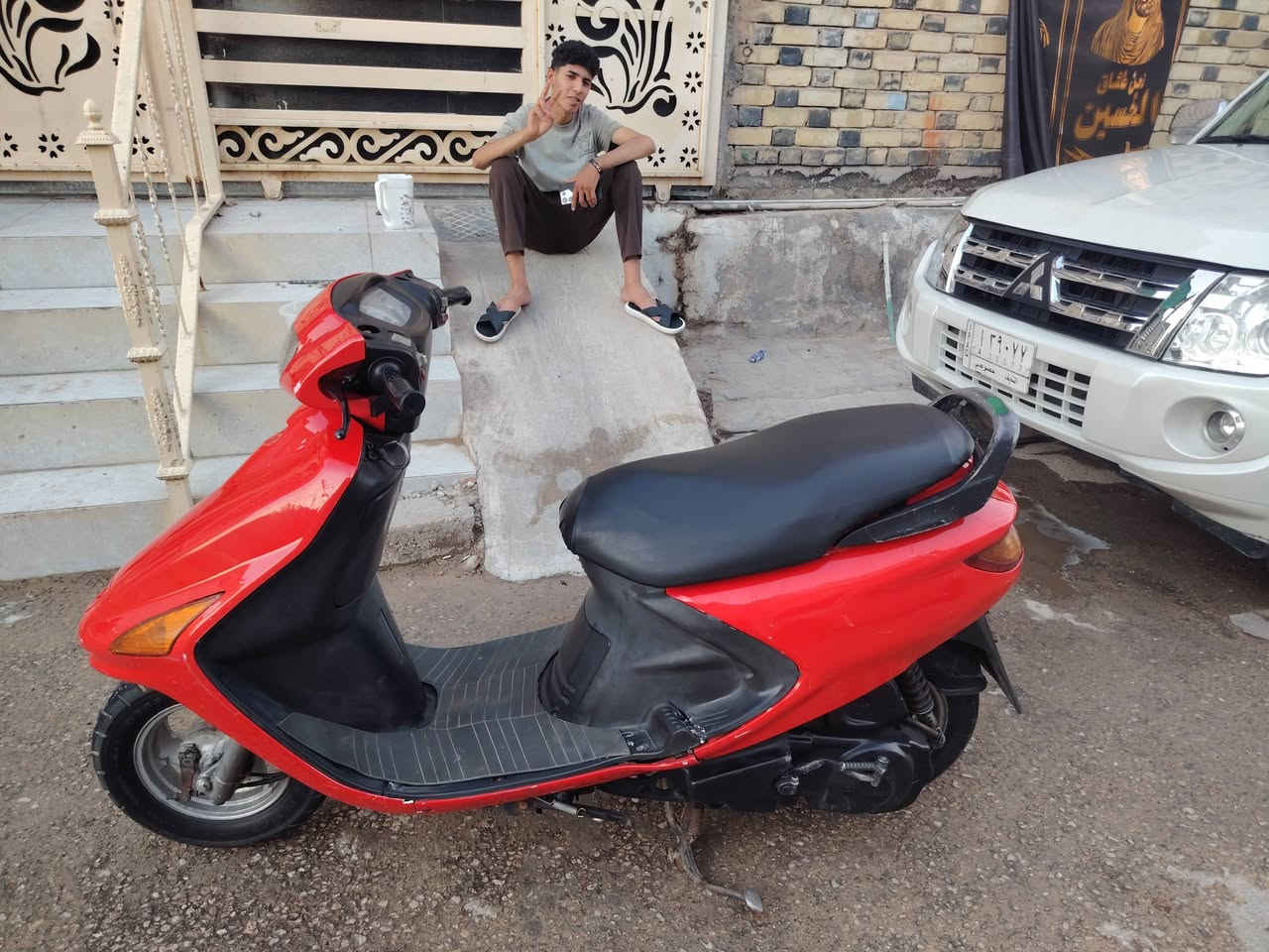 السلام عليكم فراشه للبيع كامله من كلشي كهربائيات دراجه مكفوله مكينته تخبل ما مفتوحه 
(يله) اتصل ***********😉🤸‍♂️
