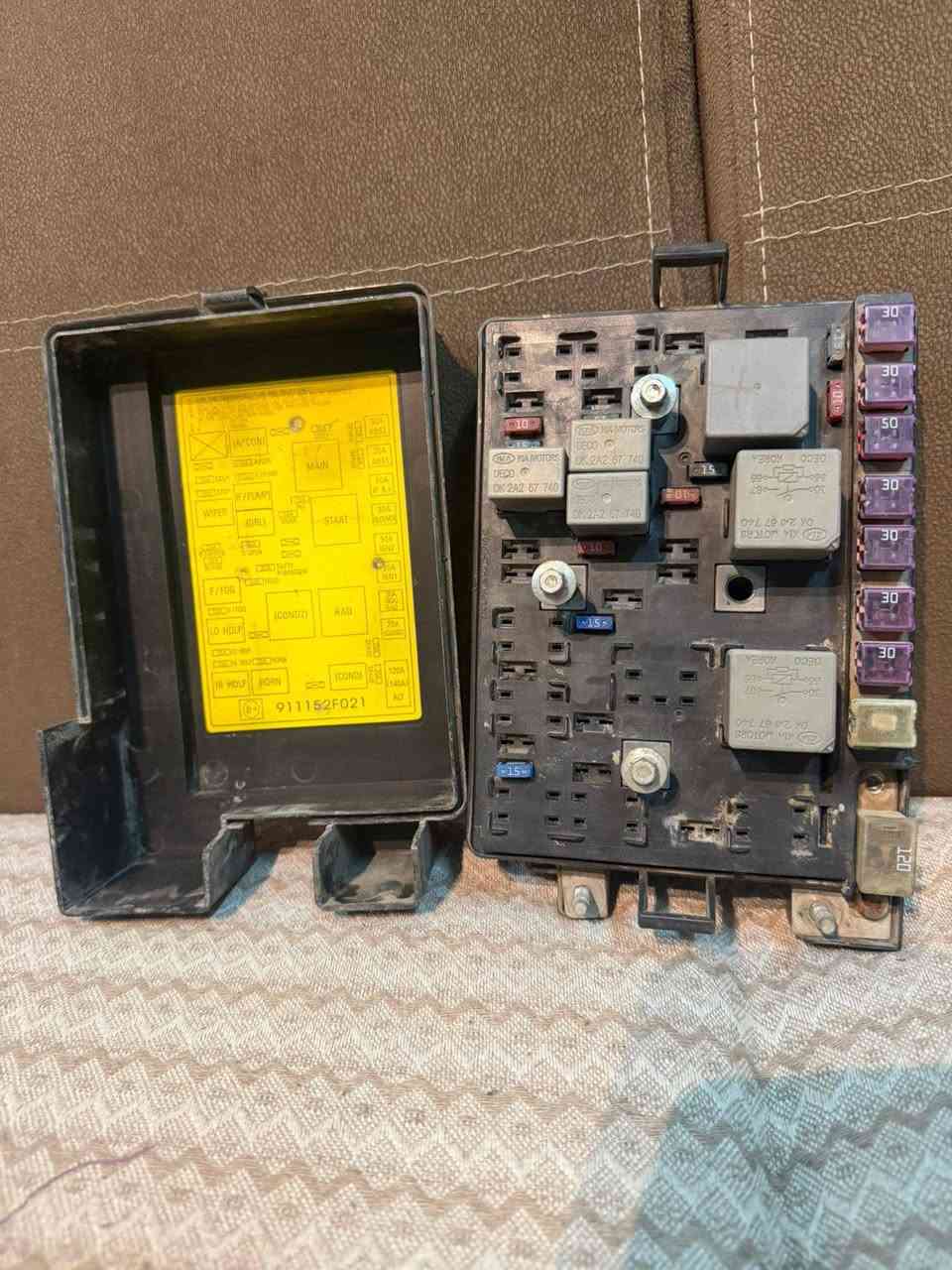 سلام عليكم غراض كيا سبكتره للبيع كلهن شغالات عل فحص سعرهن 200الف ***********
