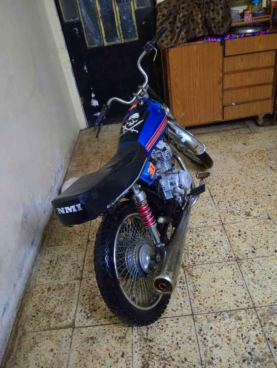 السلام عليكم ماطور بارت 2015 مكينه شرط لا صوت ولا شيء تحريكه ومعدل نار دبلات بارت اكزوز بارت ومكاني  ايسر حي البكر والسعر 270 ومجال بسيط شراي اتصل ***********
