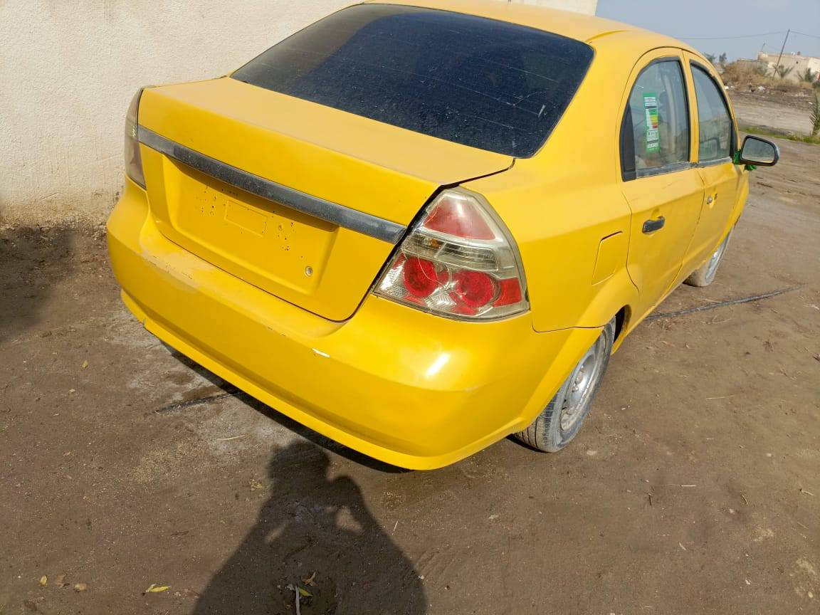 سلام عليكم
افيو 2009
محرك و كير عادي و مشط كلهم حاويه 
سياره مداور ثاني يوم رقم أحمر مطلوبه غرامات 300
سنويه منتهيه بل 2022
سعر 30 وبيه مجال للشراي 
مكان الناصرية ***********
