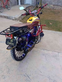 للبيع ماطور ايراني سولنك جديد محرك وكير شرط وكشر نضيف محرك 200ضاغطه وز...