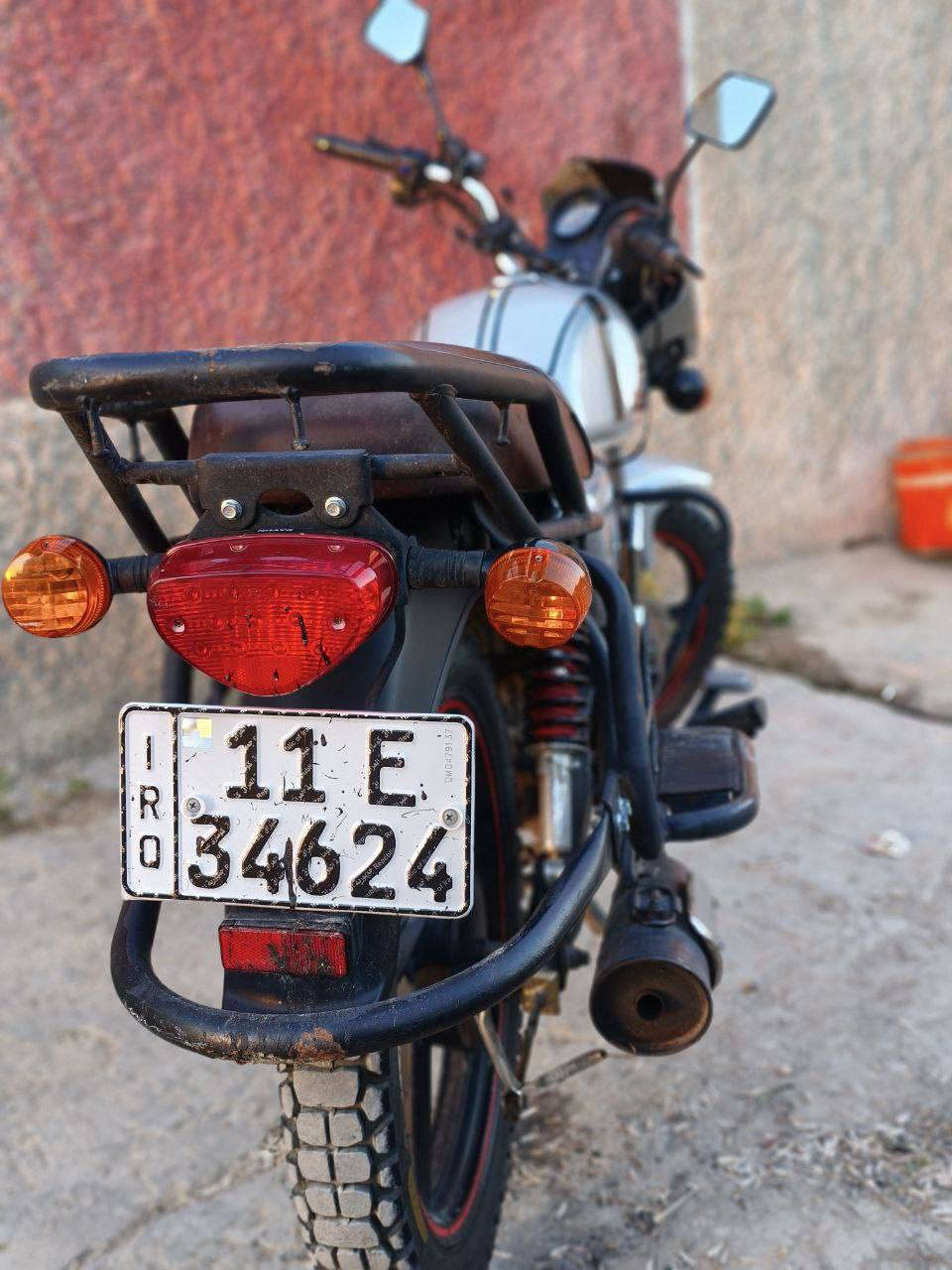 دايوان 23 مرقم بغداد بسمي مكفوله كفاله عامه دراجه حلوه وجديده مكاني بغداد المعامل واتساب موجود وهذا رقمي ***********
