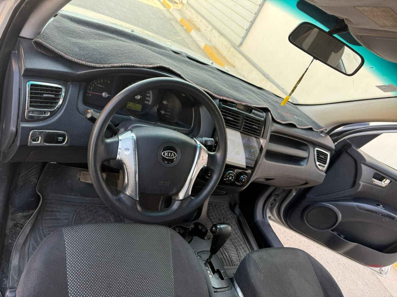 بسعر مناسب كيا سبورتج موديل 2008
محرك سته سلندر رقم بغداد محرك كير جدد 
تخم تاير جديد كهربائيات كله شغاله 
بيه ضربه بالجاملغ الخلفي ومصبوغه عام للجماليه 
مكان سيارة بغداد التاجي 

ال💎ــسعـر 🟥 :: رقم (1) تلـقـائـي 📮

رقم صاحب ســـيـارة ::
***********
***********
