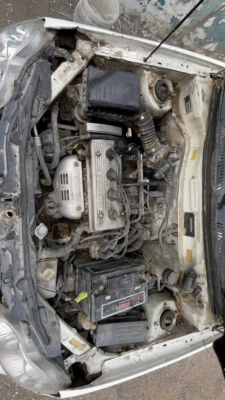 السلام عليكم سياره ck للبيع موديل 13 ابيض خصوصي 
كيرها نظيف كلجها جديد محرك بي لاستيك ولف حداديتها يرادلها ترتيب الجامه الاماميه مكسورة تبريدها شغال عوزه غاز بس سنويه ساقطة صار سنتين راعيها يريد مداور 
اي استفسار اتصل ***********
مكانها نجف ابو صخير سعرها 24وبيها مجال
