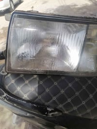 لايت اصلي جهة السايق راس الثور تكم بسعر مناسب ليفيده يراسلني 078117889...