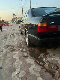 525للبيع مستعجل  لون اسود مصبوغه عام  مكينه وكير بسلفون  تبريد وغرفه ل...