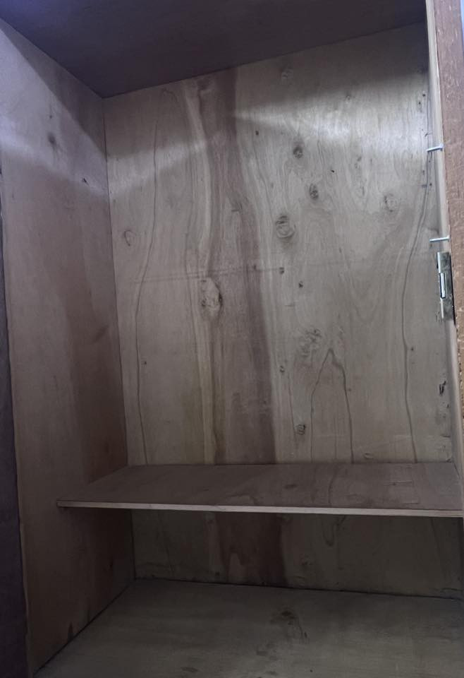 كنتور للبيع نضيف  فقط بي شخوط خفيفه 5 ابواب القياسات 2x290
200 وبيه مجال 
بغداد _المشتل_ رئاسه المعلمين 
***********
