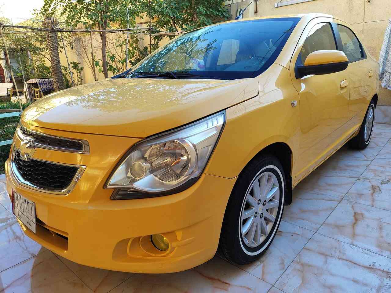 سلام عليكم ورحمه الله وبركاته 

شوفرليت كوبلت 2018 كفاله
من استلام الشركه عند شخص واحده
السياره ماشيه 160 
طخم تاير امس شديته 
تبريد تدفئه حداديه كهربائيات كلها شغاله وخير من الله مكينه كير لاتبخير ولا تنقيص ولا مفتوحه جاهزه من كلشي 
سبير الشركه منازل 
شاشه وكامره دوشمه جلد قبل يومين 
الگاعيه جلد مدوشمه 
كتلوكات الشركه وسويچات الشركه اثنين 
الهيئه قبل 3 ايام صفرتها وغرامات صفر
منظومة غاز اتيگر جديده شغاله 
دهن ستارمان قبل يومين مبدل 
سنويه سقطت والسياره شرط تحويل 
مكانها بالعماره// وباسم جاري//
السعر 78بيها مجال بسيط 

اعتذر للاطاله بس حته المشتري يكون على بينه قبل ليتصل  بيها فقط اللي موضح باب الايمن الخلفي وشويه من الهلال طخه وانصبغت فقط المؤشر شرط بدون اي دواخل والباقي مكفوله كلها السياره حته الدعاميات
***********
