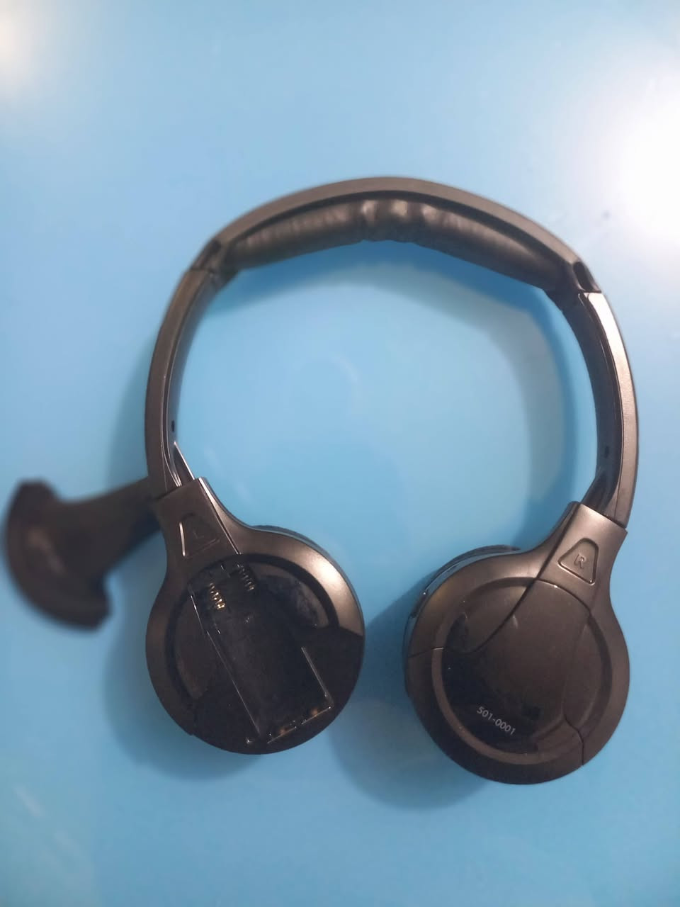 سماعات جيب اصلية غير مستخدمة جديدة 3 قطع
سعر القطعة:30
سعر الزوج:50
سعر 3قطع:75
متوفر توصيل بغداد+جميع المحافظات


**إذا كنت صاحب هذا الإعلان وتريد حذفه لأي سبب، رجاءا أرسل رسالة إلى الدعم الفني**