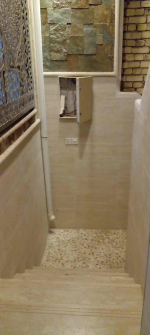 ✅ للايجار مشتمل طابق ثاني ✅
الموقـــــــع / #حي_الطيارة فرع مدرسة نخب بابل
الوصف / مشتمل طابق ثاني يحوي غرفة نوم صالة مطبخ مجمع صحيات
قيمة الايجار 350 الف دينار 
✅مطلوب عائلة صغيرة لطفا✅
للمزيـــــد من الاستفســــــار مراسلة الصفحــة او الاتصــــــال علــــى 
☎️ 0773 503 0075 ☎️ 
متوفــــــر واتساب
او زيارة #مكتب_المهندس_يوسف_وحيد
 الكائن في شارع ابو خمرة مجاور معهد كامبردج مقابل صيدلية أبن البيطار 
💢لمــــــن يــــــرغب فــــــي عــــــرض عقاره طابــــــو صــــــرف او زراعــــــي او تجــــــاري يرجــــــى مراســــــلتنا💢

#عقارات_بابل 
#عقارات_الحلة 
#عروض_تجارية 
#عروض_دور_سكنية 
#ايجارات 
#قطع_أراضي_زراعية
 #قطع_أراضي_طابو_ملك_صرف
#دوانم_زراعية 
#بابل
