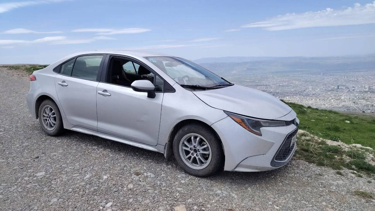 تويوتا كورولا هايبرد (Toyota Corolla Hybrid 2022) للبيع
​الموديل: 2022
​الفئة: LE
​المحرك: هايبرد (اقتصادية جداً بالوقود)
​الحادث: ضرر أمامي خفيف (بدون أي ضرر بالشواصي أو دواخل السيارة، الشواصي سليمة 100%).
​التصليح: تبديل البنيد فقط (قطعة واحدة) وتصليح درجة أولى.
​العنوان / مكان التواجد: صلاح الدين - سامراء.
​السعر المطلوب: ($13,800) وبيه مجال بسيط للشراي الطيب.
​📞 للتواصل والاستفسار: [*********** ] أو المراسلة على الخاص.
