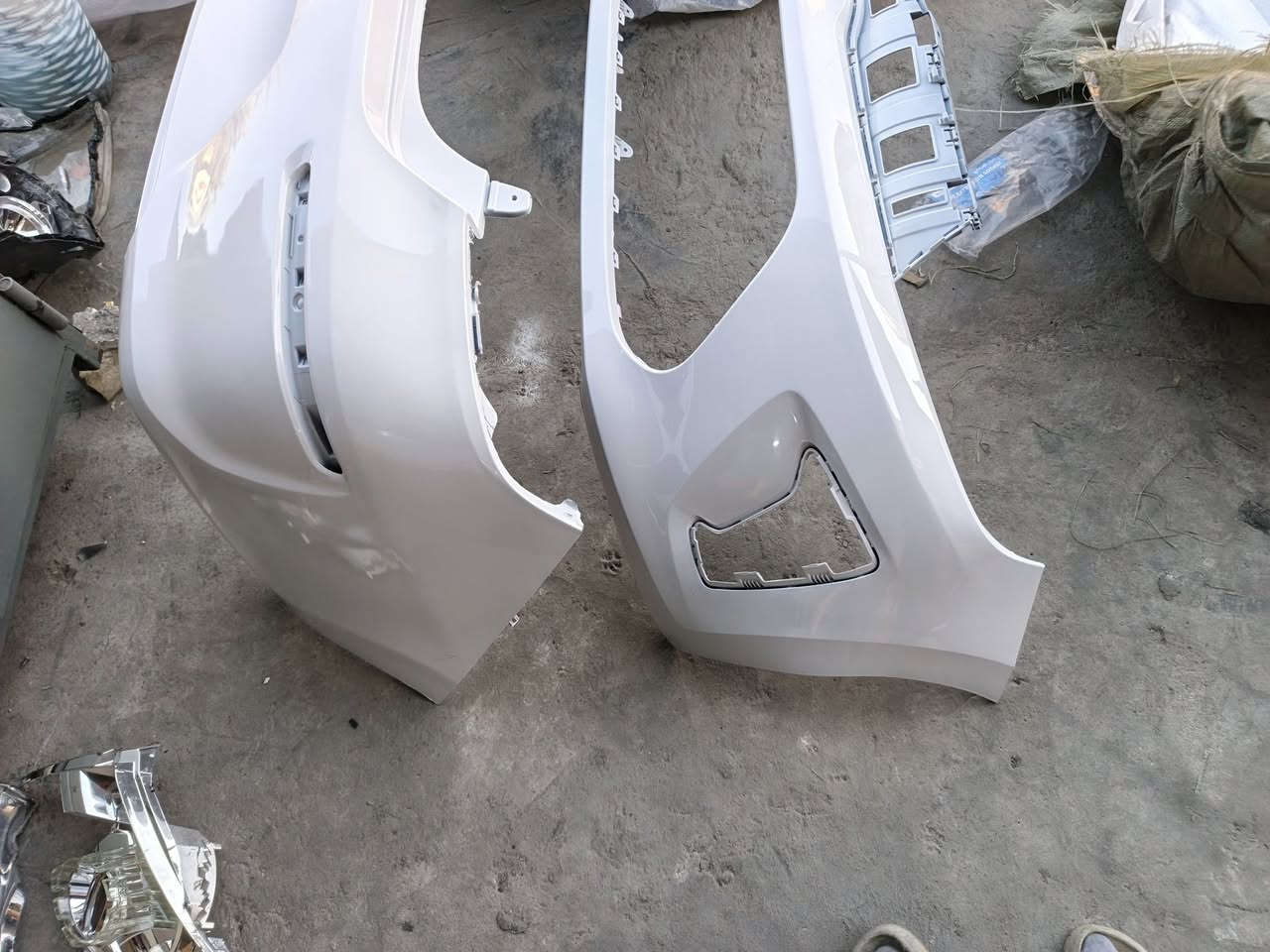 يا الله السلام عليكم ورحمة الله وبركاته متوفر دعاميات بيكاس أمامي خلفي جميع الألوان ويوجد لايتات وبك لايتات وجام لايت شباك أعلى شباك أسفل ***********العنوان كم ساره بادارة حيدر الربيعي
