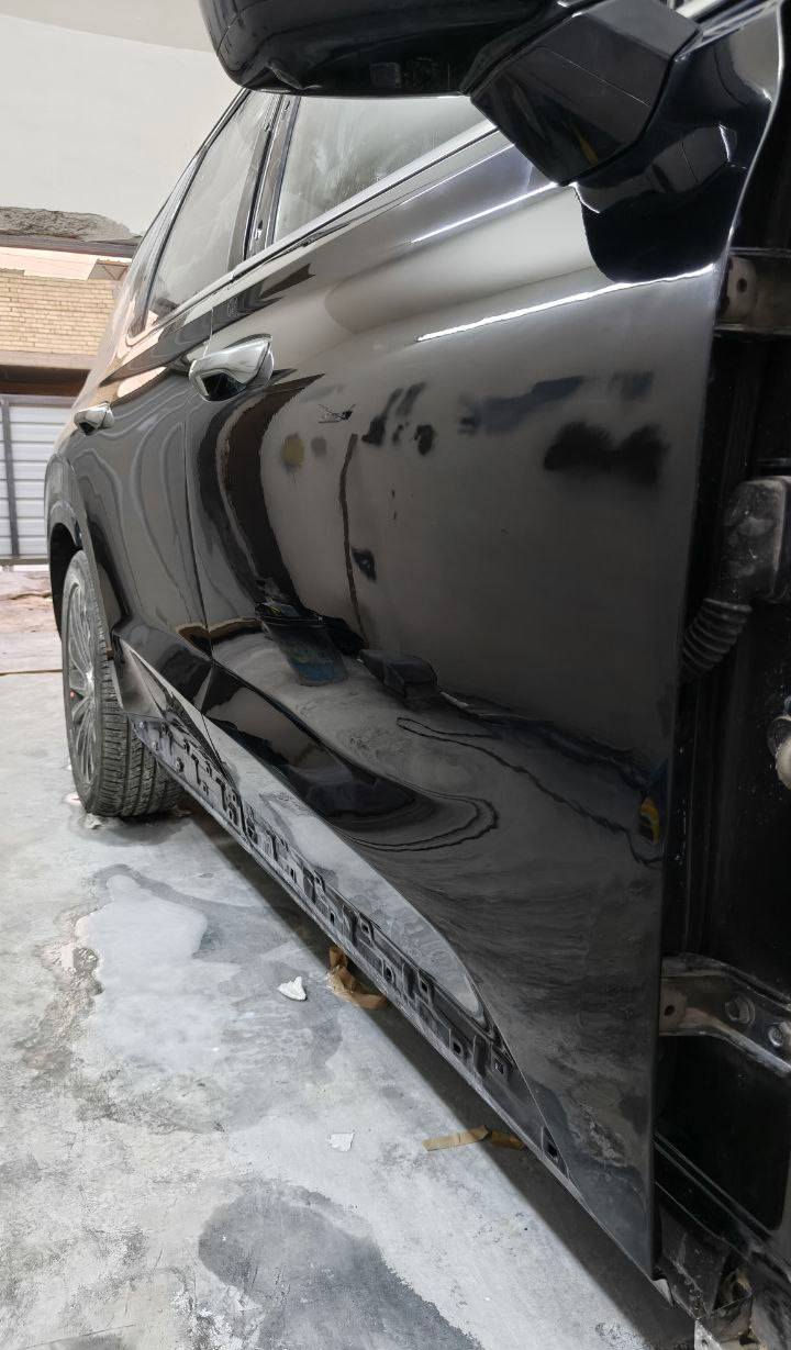 السلام عليكم 
صبغ  هيونداي باليسايد قطعتين الباب الامامي قطع راس 
الباب الخلفي هم قطع راس مثل ما موضح بالصور مع تطابق اللون ومواد درجة اولى والنتيجة مثل ما تشوفون بالصور  وربي يرزق الجميع للتواصل ***********
