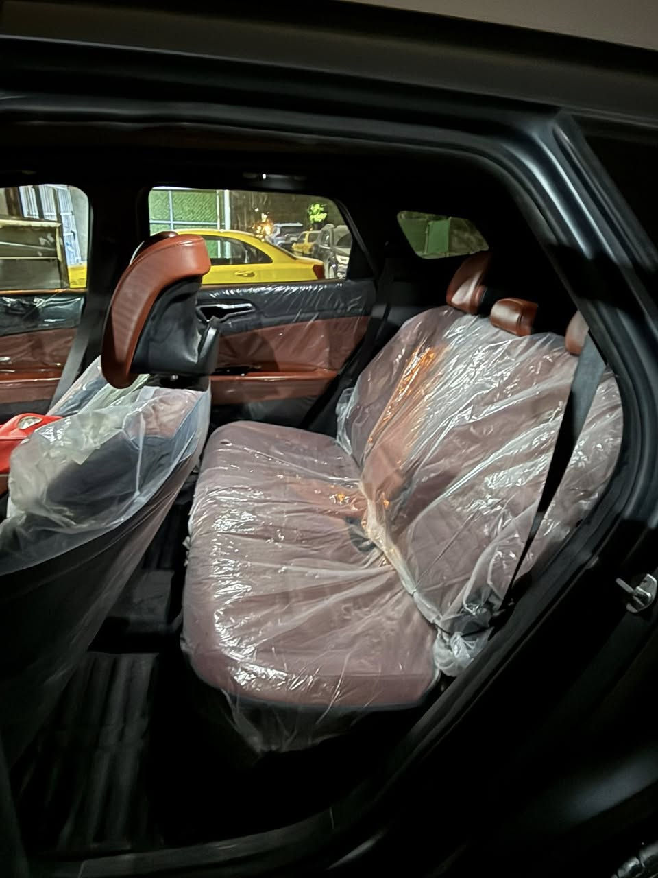 السلام عليكم كيا سبورتج 2023 أمريكي
السيارة بوضع الزيرو مكفولة كفالة عامة 

فول مواصفات بنوراما 

✅كشن تدفئة تبريد عددٍ اثنين 

✅ستيراً تدفئا 

✅بصمة تشغيل

✅دخول ذكي 

✅تشغيل عن بعد

✅هند بريك بصمه

✅ماوس مود درايف

✅رادارات امامي جانبي 

✅حساسات امامي خلفي 

✅هيتر جام

✅شاشه و كيجات دجتال الكتروني 

✅شاشة نفكيشن كار بلي 

✅محرك 2500 محرك ثاني هايبر 

✅شفتات كير بالستيراً

✅أشاير بالمري

✅شاشة كبيره اندرويد

✅كاميره دواره 

✅يدات نيكل 

✅المري كهربائيه 

✅ليد خلفي 

✅شاشة كبيره نفكيشن كار بلي

✅ويل كب كروم

✅مانع انزلاق

✅شاشة اعطال

✅تحكمات ستيراً جهتين 

✅كروس سرعة 

✅مود درايف 4 انطمة قياده 

✅لايت زنون ثلاث عدسات.                                          

✅جنطة كهرباء

✅كشن سائق ولبصفة كهرباء

😍رقم بغداد تحويل ثاني يوم 

💸السعر :220  وبيها مجال 

للاستفسار على الرقم

+964 770 009 9744

+964 775 255 5863

+964 ***********

مكان السيارة : بغداد  شارع فلسطين
