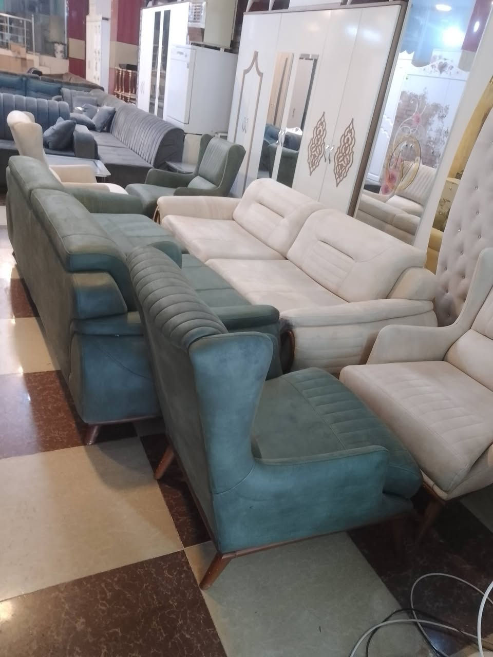 تخم تركي عشره نفر كلش نظيف

***********وات
***********
