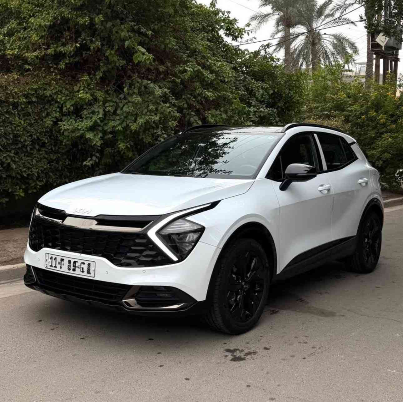 كيا سبورتج 2025

(بلاك ادشن  )فول 1/1 اعلى فئة بالسبورتج 
خليجي وكالة الدولية
داخل جلد زيتوني وكنتارا

(مكفولة عدا رصعتين)

‏‎عداد المسافه  35 الف كيلو متر 

- رقم بغداد ‎الجديد بسمي هزة وسنوية جديدة

‏‌‎ - بانوراما 

- بصمتين

‏-‌‎ مرتبط بناقل حركة أوتو 

شاشه متصل طويله

‏‌‎ - عدد AIR BAG6

‏‌‎ - حساسات أمامية 

‏‌‎ - حساسات خلفية

‏‌‎ - لايت زينون + LED

‏‌‎ - كشافات 

‏‌‎ - بك لايت LED

‏‌‎ - ويل كب 19‏‌‎

‏-‌‎ اريل نفكيشن

‏-‌‎ تشغيل عن بعد 

‏‌‎ -فتح الصندوق كهرباء ذكي 

‏-‎ دشبول شاشة 

‏‌‎ - شاشة Apple Car play 

‏‌‎- كاميرا دوارة

‏‌‎ - الانارة الداخلية LED

‏‌‎ - المقاعد جلد زيتوني وكنتارا 

‏‌‎ - تدفئة المقود 

-تدفئه كشنات 

‏‌‎ - مثبت السرعة Cruise 

- الأوامر الصوتية

‏‌‎- أوضاع القيادة  Drive Mode

‏‌‎ - فحص أنظمة السيارة 

‏‌‎ - حساسات ضغط اطارات 

‏‌‎ - شفتات مقود

‏‌‎- تبريد شاشة

‏‌‎ - هاند بريك بصمة �‌‌‏- ABS �‌‌‏ - Auto Hold    أوتو هولد�‌‌‏- ISO Fex        ايزو فكس

‏‌‎- نظام مانع الانزلاق

‏‌‎- نظام نزول المنحدرات 

‏‌‎- اشارة في المرايا الجانبية

‏‌‎- مخرج منفذ الطاقة �‌‌‏- رادارات جانبيه مع رادار خلفية -

شاحن هاتف لاسلكي

السيارة جديدة جداً وبدون اي نقص بعدها على حالة الوكالة وغراض الوكالة كلها موجودة
العنوان : بغداد الدوره
رقم الهاتف : ***********          السعر: 237 وبيها مجال
