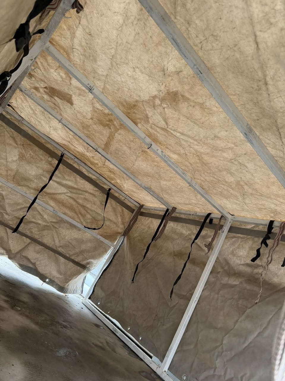 چادر نیسان پیکاب تاک 
***********
ناونیشان سلێمانی کانی با 
نرخی 150 هەزار
