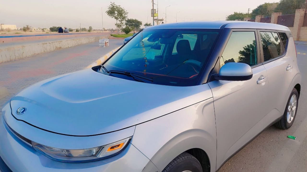 كيا صول
موديل ٢٠٢٠
رقم واسط
المكان/ الكوت 
محرك ٢٠٠٠ دوش
السعر 140 ورقة 
للاستفسار اكثر اتصل
***********
