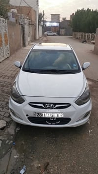 اكسنت ٢٠١٢ • فتحة سقف • رقم نجف دولي