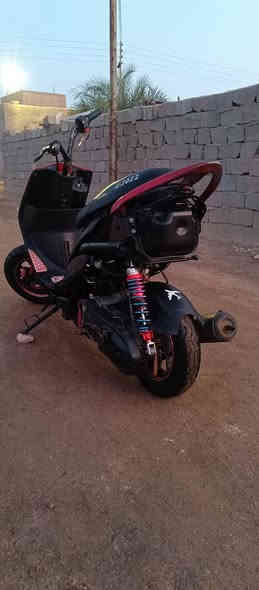 سلام عليكم دراجه ماكس عدله دراجه شلعه ومعدل حلو ماكينه بلاديه 49 كفراتها كلها وياها ب 400رقم الهاتف ‏‪***********‬‏
