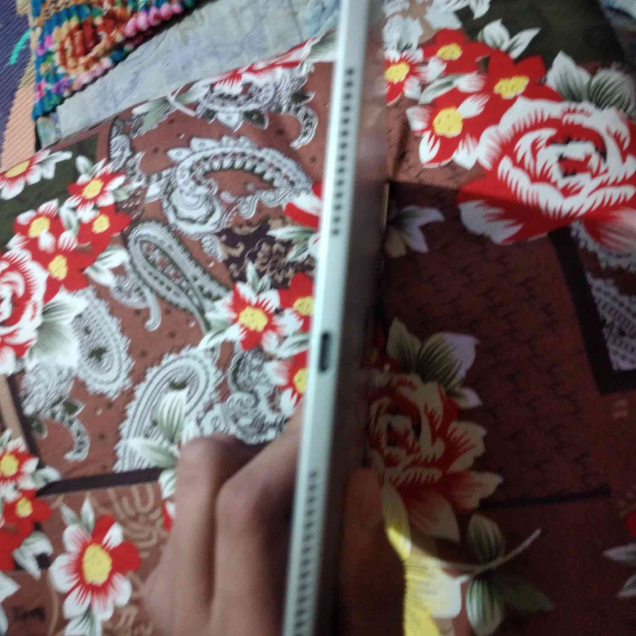 سلا عليكم ايباد 11ابرو للبيع نموذج m4 ذاكره 256بطاريه 93الايباد مكفول من كلشي ما بي لا اميدل شاشه ولا بطاريه رايده 950 هاذه رقمي ***********
