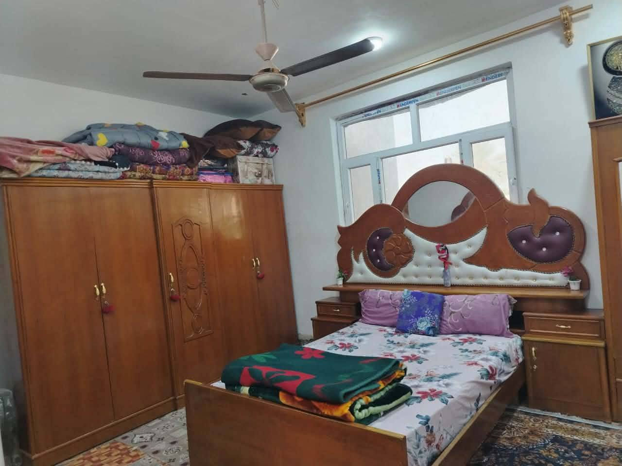 مكلف بلنشر غرفه تسكام نجاره صاج داخل وخارج ظهر جرجوبه 650وبيه مجال مكانه حله  نادر للاستفسار الاتصال ***********
