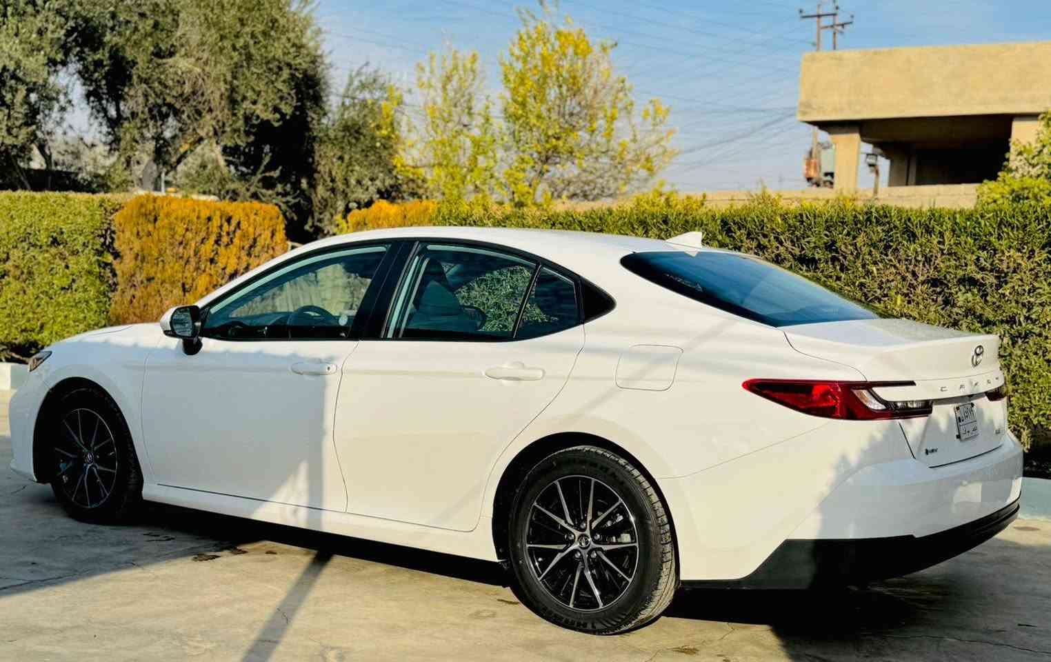 السلام عليكم للبيع كامري موديل 2025 امريكي هايبرد ضرر بوند فقط بدون دواخل جديده ماشيه 38 السعر 225 ومجال قليل للأستفسار الأتصال بالرقم ***********
