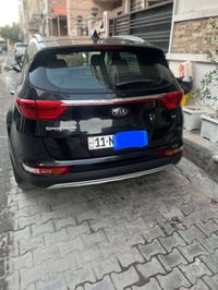 كيا سبورتج للبيع موديل 2018  وارد امريكي فول ماعدا البنراما حادثها جام...