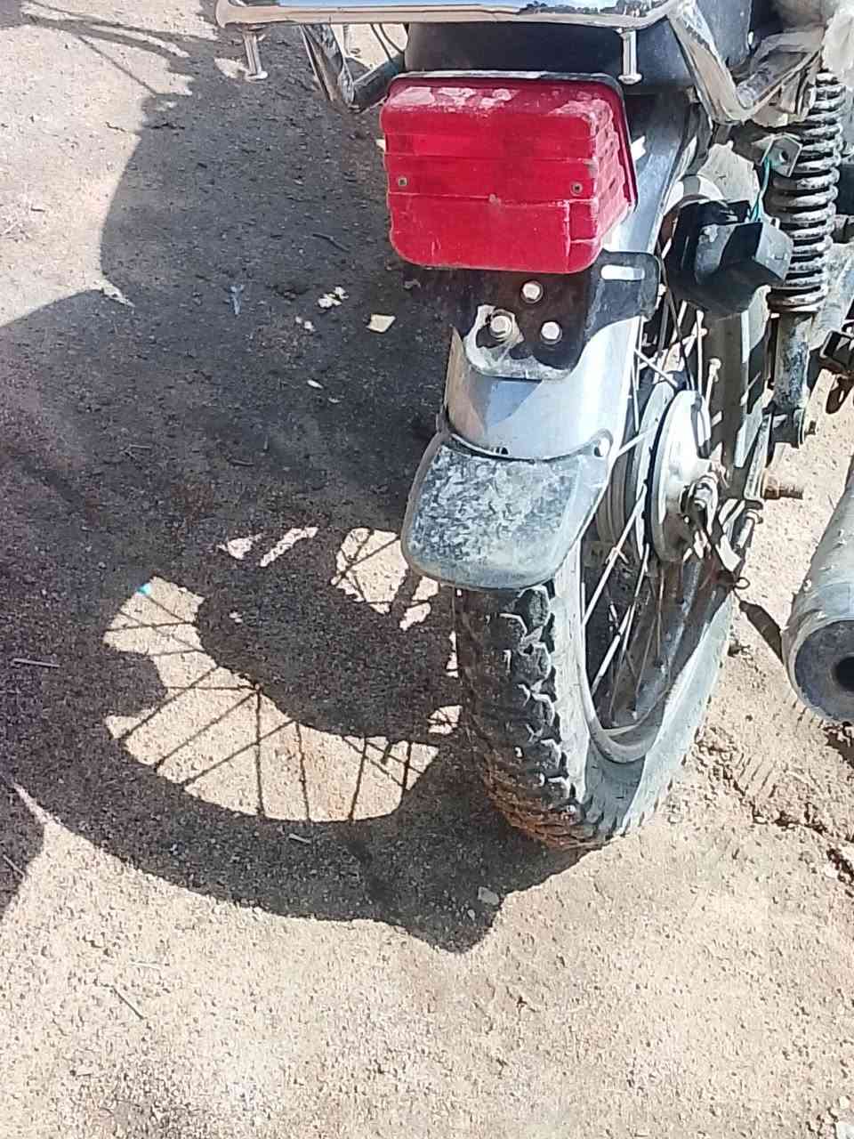 دراجه اربعه كير  كلك    مكينه مفتوحة
كهربايات كلها شغاله    متوازي ع بيعها مكاني نجف   حريه


**إذا كنت صاحب هذا الإعلان وتريد حذفه لأي سبب، رجاءا أرسل رسالة إلى الدعم الفني**