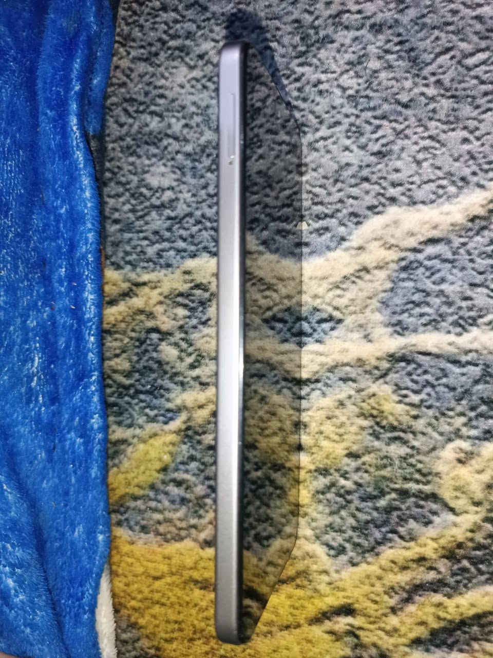 سلام عليكم تكنو سبارك 40الذاكره256عشويه 4+4 السعر100 ____***********
