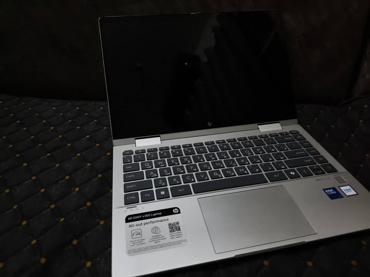 لبيـــع: لابتوب HP ENVY x360 الراقي (لمس + شاشة متحركة) 🌟
لابتوب نظيف جداً وبمواصفات حديثة وقوية، يجمع بين التصميم المعدني الفخم والأداء العالي، مثالي للمهندسين، الطلاب، وأصحاب الأعمال والتصميم.
​🔹 الموديل: HP Envy x360 2-in-1 Laptop 14
🔹 المعالج (Processor): Intel® Core™ 7 150U (أحدث أجيال إنتل المتطورة - جيل 14).
🔹 الذاكرة العشوائية (RAM): 16.0 GB بسرعة ممتازة وسلاسة تامة.
🔹 الهارد (Storage): SSD بسعة 512 GB (المقروء فعلياً 477 GB) فائق السرعة.
🔹 الشاشة: مقاس 14 إنش بدقة عالية، تدعم اللمس (Touch Screen) وتفتر 360 درجة (تتحول تابلت).
🔹 كرت الشاشة: Intel® Graphics.
🔹 النظام: Windows 11 الأصلي.
​📦 الملحقات:
​الشاحنة الأصلية الخاصة بالشركة.
​الكرتونة الأصلية للجهاز.
​📍 المكان: بغداد
💵 السعر: 750 ألف
​📩 للتواصل: خاص أو على رقم الواتساب: ***********
