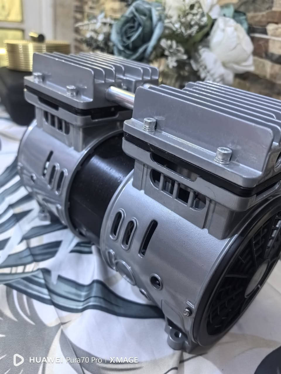 كومبريسر هواء جاف يستخدم للاغراض الطبية نحاس 100% وزنه ثقيل جداً 
السعر 75 الف


**إذا كنت صاحب هذا الإعلان وتريد حذفه لأي سبب، رجاءا أرسل رسالة إلى الدعم الفني**