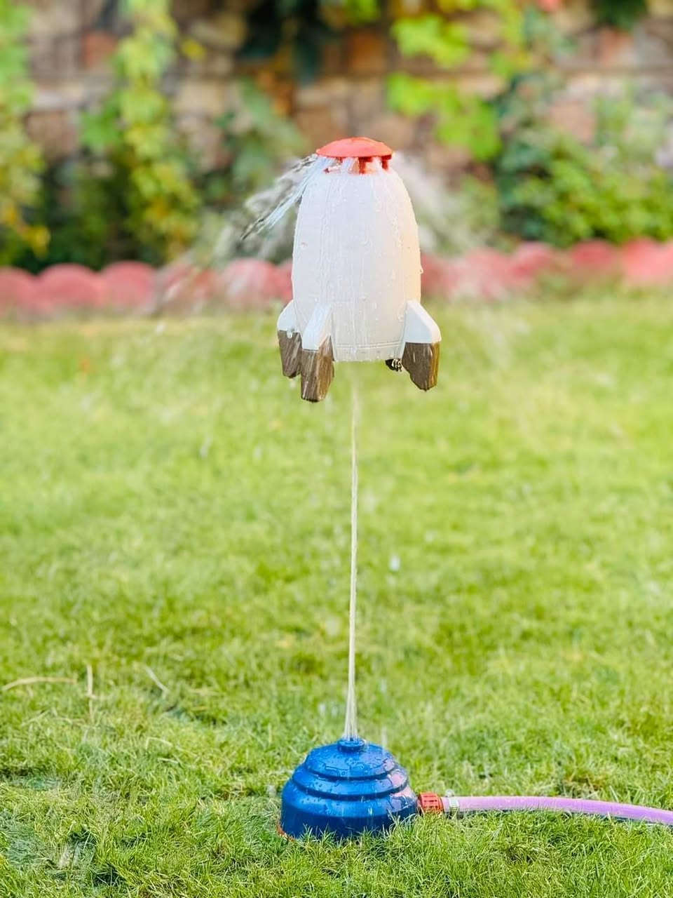 - نافورة جميلة جدا على شكل صاروخ العاب
رابط فيديو اعلاني :https://t.me/mojod_12/862
 
- ممتعة للصغار والكبار

- امكانية الارتفاع الى اكثر من مترين

- تعمل على الماء متوسط القوة والماء القوي

- ترتفع اكثر كلما كان الماء قوي اكثر

رابط فيديو اعلاني: https://t.me/mojod_12/638
السعر 19توصيل مجاني 
الرقم***********
