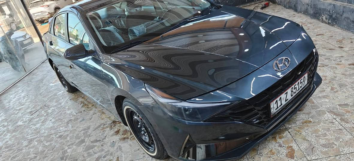 السلام عليكم للبيع  هونداي النترا  امريكي 2023 مواصفات فول عدا  الفتحه محرك 200دوش  مرقمه بسمي حادثهه فقط بنيد صبغ وجاملغ بارد ماشيه 55الف بدون دواخل عارضهه 135 وبيهه مجال شي بسيط حق الجيه المكان بغداد حي العدل مقابل بانزيخانة لؤلؤة العدل ***********
