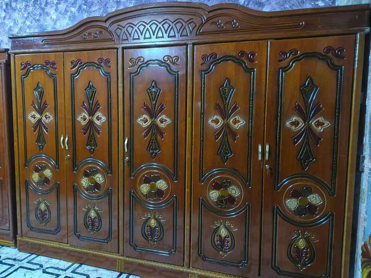 غرفه اخشاب ام الخمسه نجاره جديده كلش نهايته 550مكان ناصريه ***********
