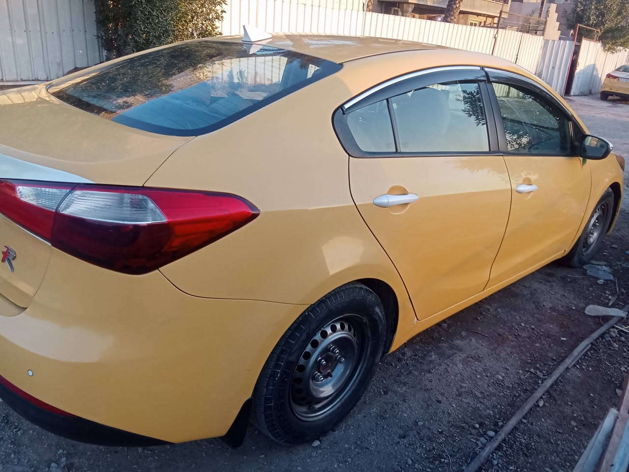 فورتي موديل 15 محرك الف 800 دوش كير ومكينه خير من الله سعر 108عنوان بغداد الامين ***********
