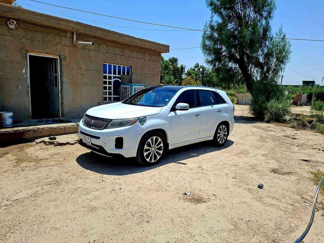 سلام عليكم
سورنتو 2014
وارد اميركي 
فول مواصفات 
Ss
المتدد 1\1
مكينه V6
ماشيه 150
بيها تكشير بصبغ بصيط
سونار مرفق مع المنشور 
الموقع بغداد الرضوانيه
سعر 135،، وبيها مجال 
لاستفسار 
***********
