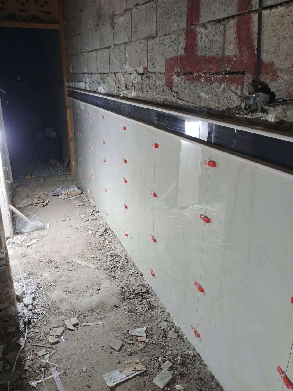 السلام عليكم خلفه سيراميك بورسلين جدران ارضية وكاشي ومرمر وجهات درجه اولى ***********
