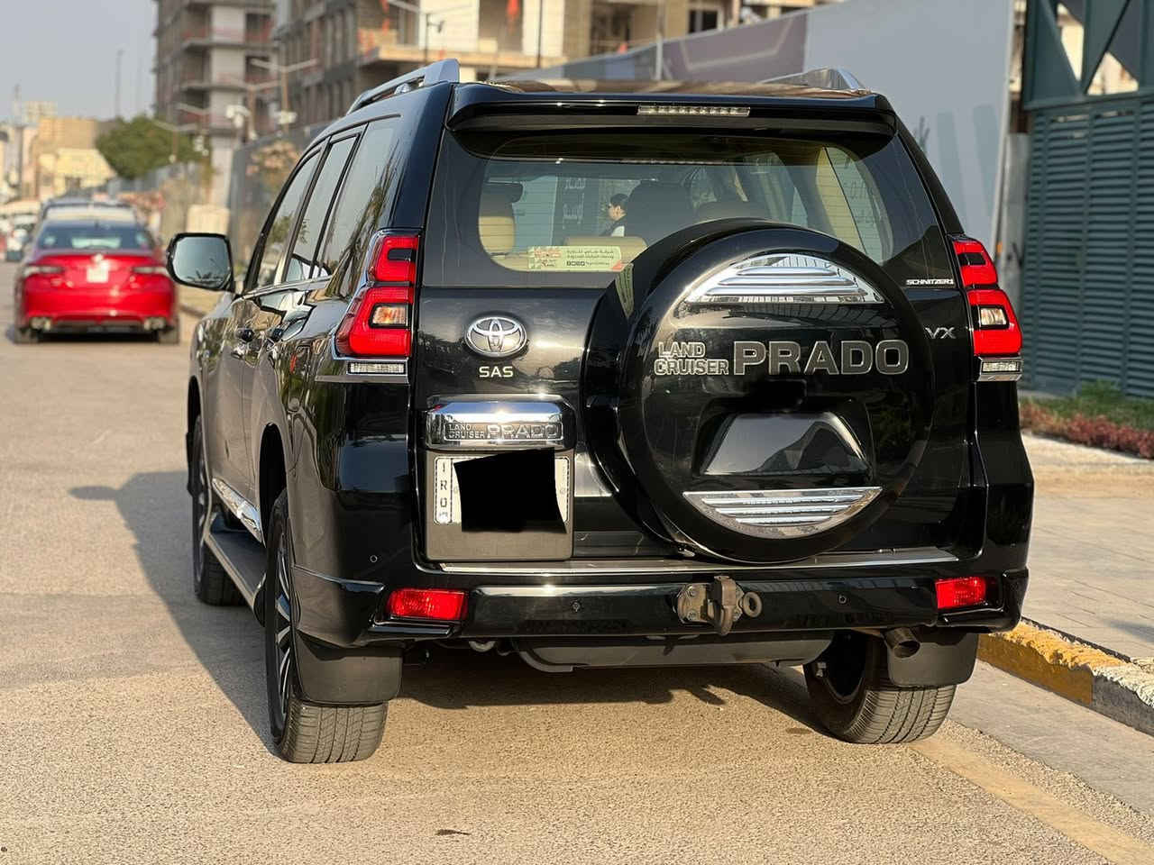 السلام عليكم برادو VX 2022 باب اول خليجيه وكاله SASماشيه 18 الف حقيقي سياره كلش جديده 
فول موصفات 
مكان سياره بغداد اليرموك
السعر505$
***********
