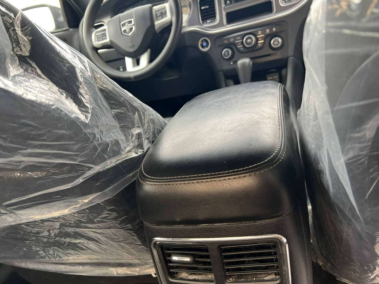 جارجر 2014 كصه قماره فقط لون فيلي صدفي تخبل متومه طبق الاصل سنويه وارقام شرط اصلي اصلي محرك 6 استندر سياره كارتون كارتون جاهزه كير مكينه حداده تبريد ثلج ع وضع الشريكه تخم تاير زنون ثلجيات  شرط تعمي العيون  والله السياره سيارتي الشخصيه وكلش محتز بيه وجاهزه سعره مناسب كلش 58 مكاني بصره بصره ***********
