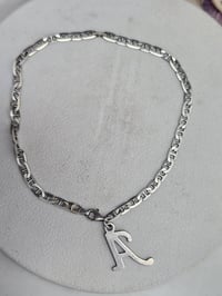 اسوار فضه • ٧ غرام • توصيل