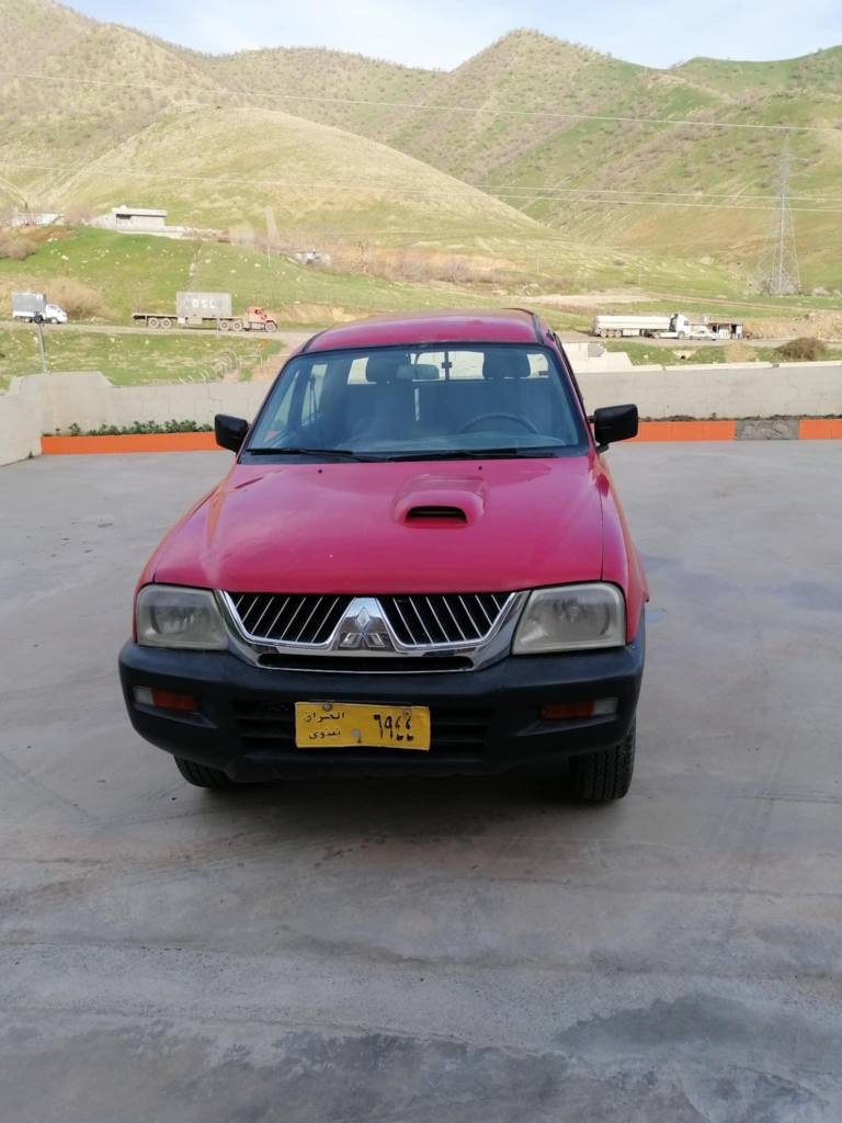 بەناوی خودا 
مستەربۆشی قەزافی مۆدێل2001 مەکینەی گازە دەبڵ ئەکسلە ئاڕمی پلاستیکی هەولێرە تەبرید و پاوەرە و ABSسە سەیارە تازە مەکینەی تەشفیت کراوە کامل بۆیاخە 
نرخی 45وەرەقەیە 
ژ.م ***********
***********
بەداوای لێبوردنەوە تەنها جوابی تەلەفون دەدەینەوە 
لەگەڵ ڕێزدا. السليمانية, العراق
