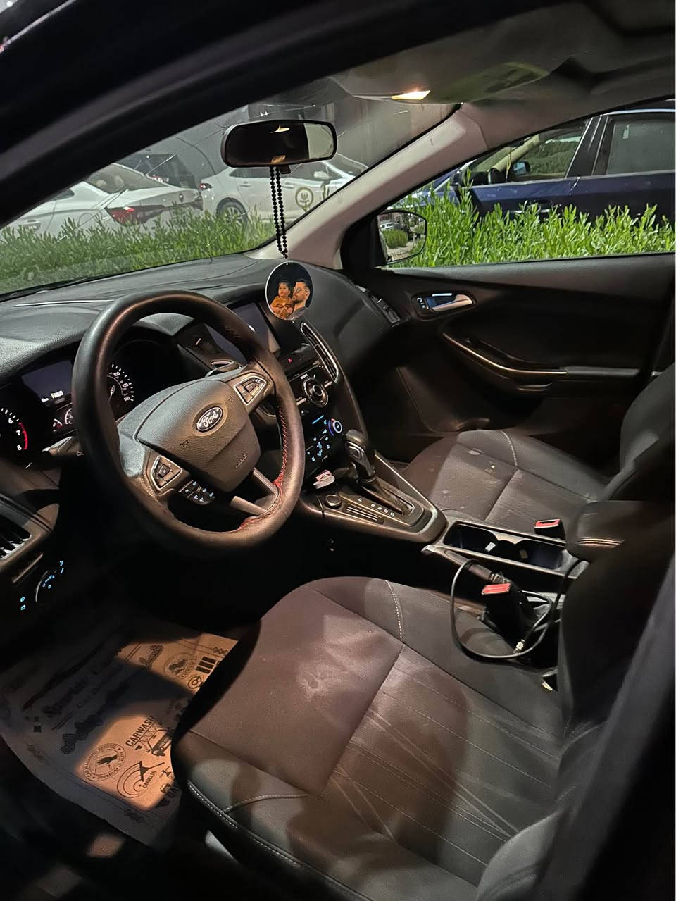 Ford focus 2017 sel 
2 parchay haya be airbag u shansi 
140,000km roishtea 
Geru makinau banaw krdn bashart أربيل, العراق


**إذا كنت صاحب هذا الإعلان وتريد حذفه لأي سبب، رجاءا أرسل رسالة إلى الدعم الفني**