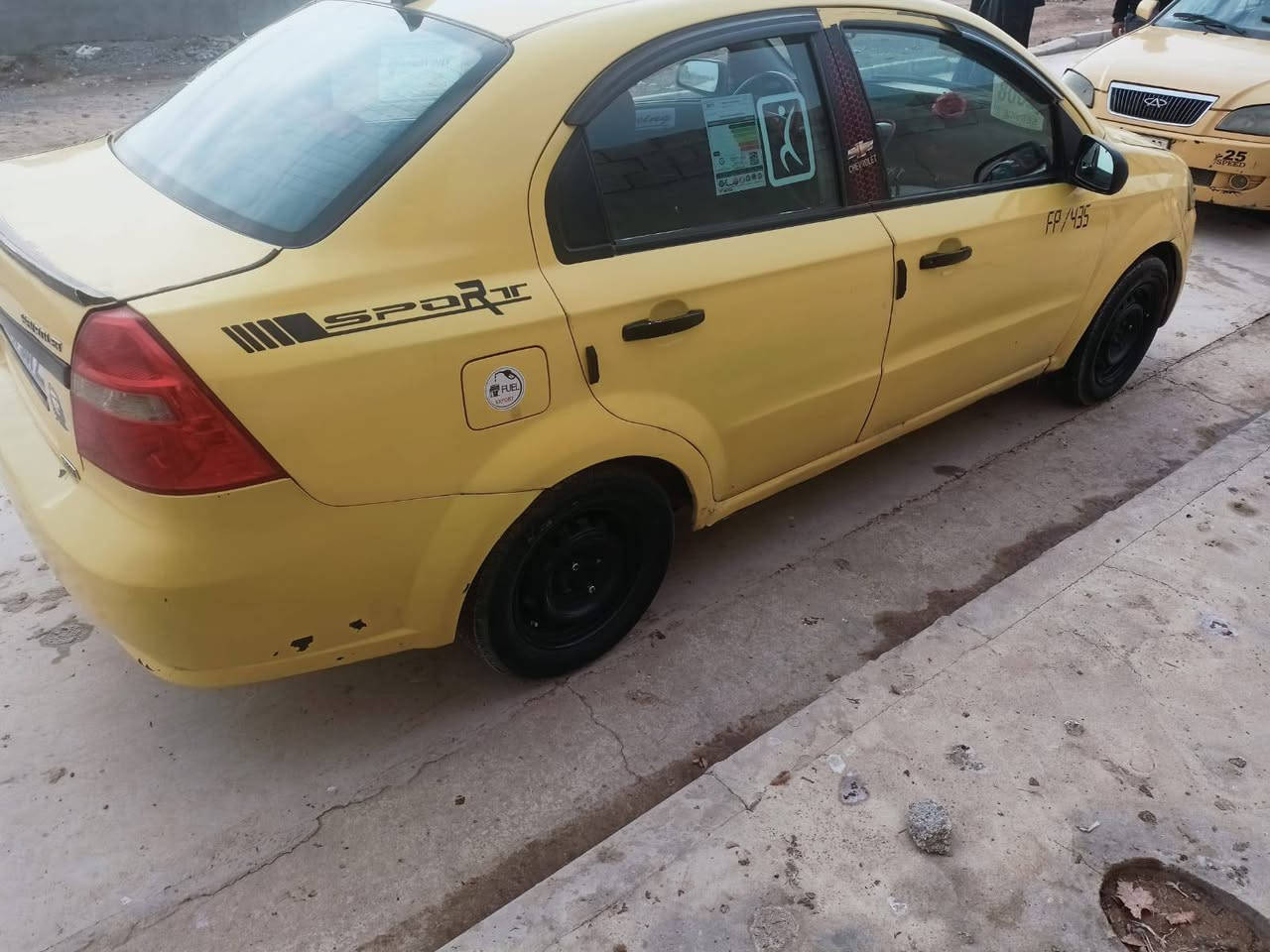 افيو موديل 8هيئه غرامه صفر كابون بيها السيارة بسمي محرك كير شرط بدون ضرر بيها معجون تلقيطات السعر 53وبيها مجال قليل للاستفسار الاتصال على رقم ***********
