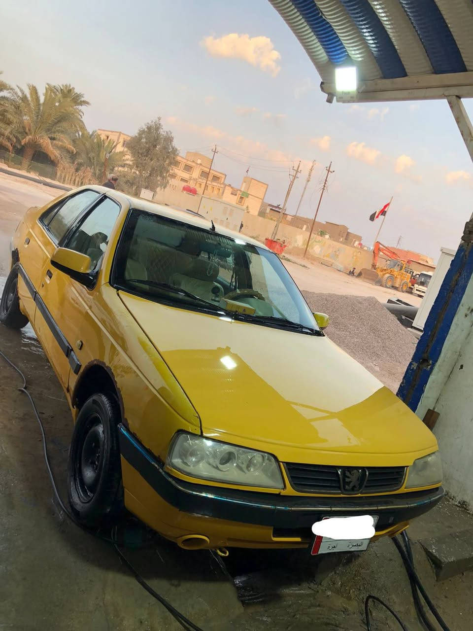 السلام عليكم سياره بيجو 405 موديل 2016 سنويه منتهيه 2021/12/4
الكشر خياسات مبينه بالصور بيها ضربه خلفي وأمامي مصلحه رقم بصره غرامات مصفره حداديه نص عمر مشط جديد 
كفاله مكينه وكير وتبريد السعر 30 ورقه 
العنوان البصره التنومه 
الاتصال على الرقم ***********
